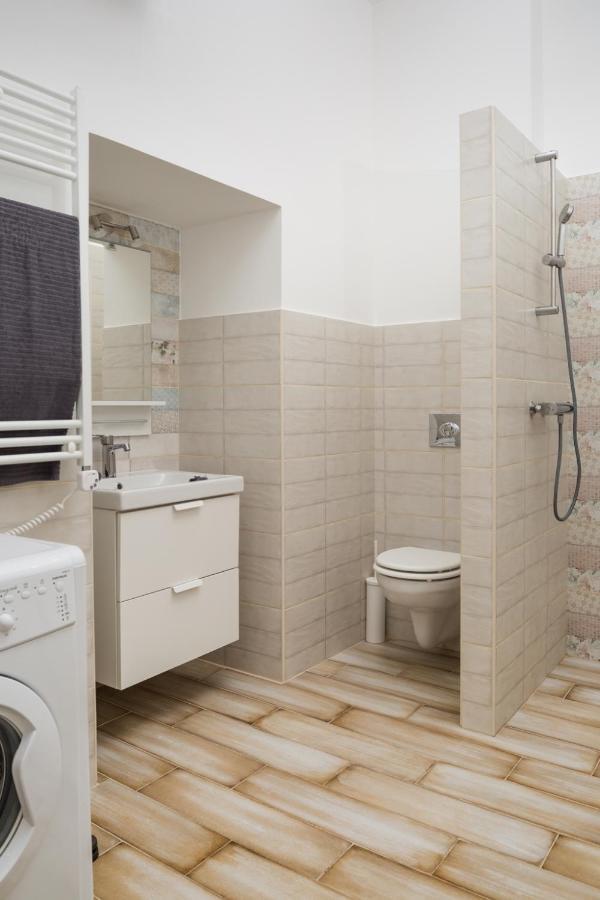 Home R374 #Freeparking بودابست المظهر الخارجي الصورة