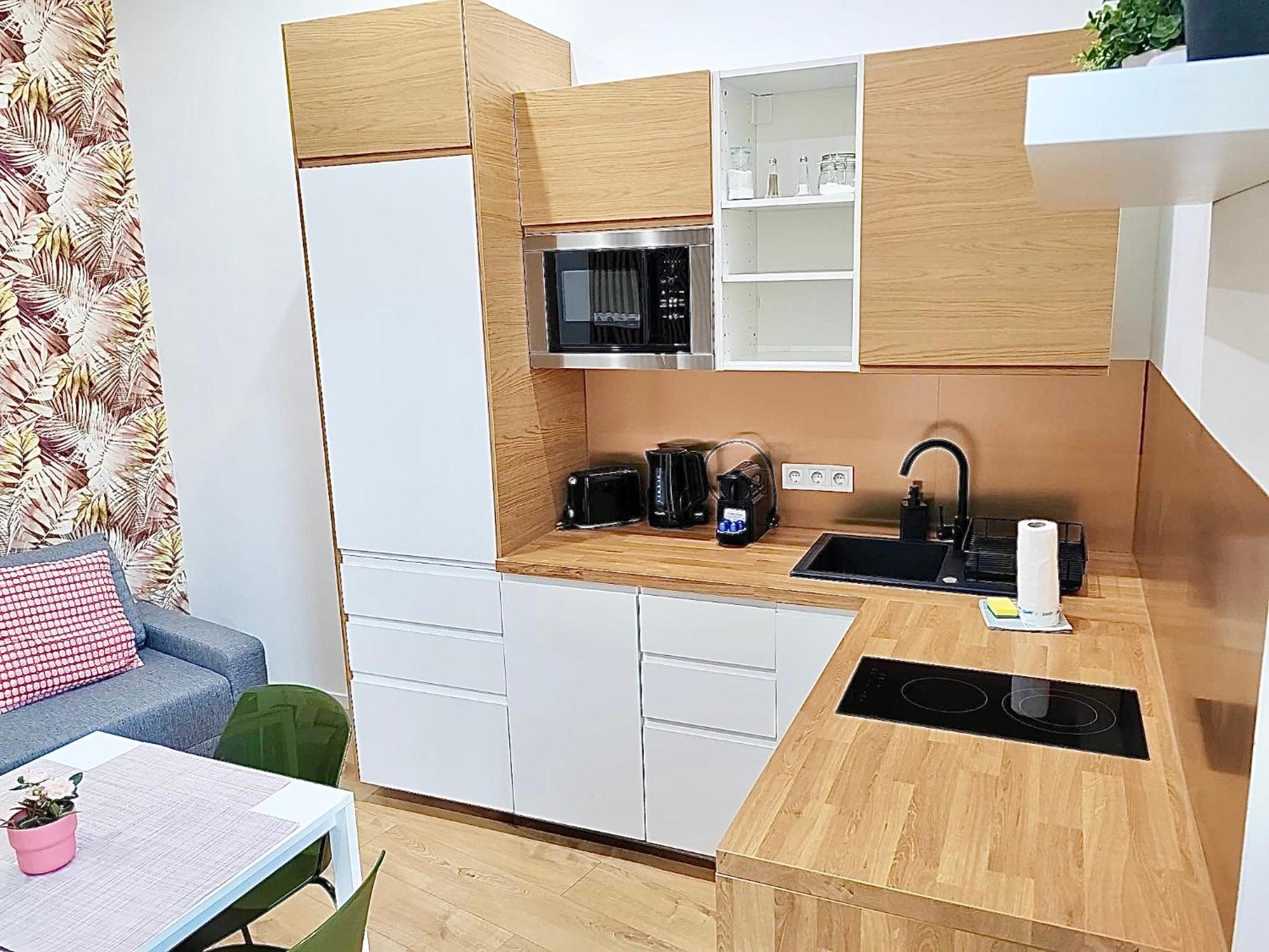Home R374 #Freeparking بودابست المظهر الخارجي الصورة