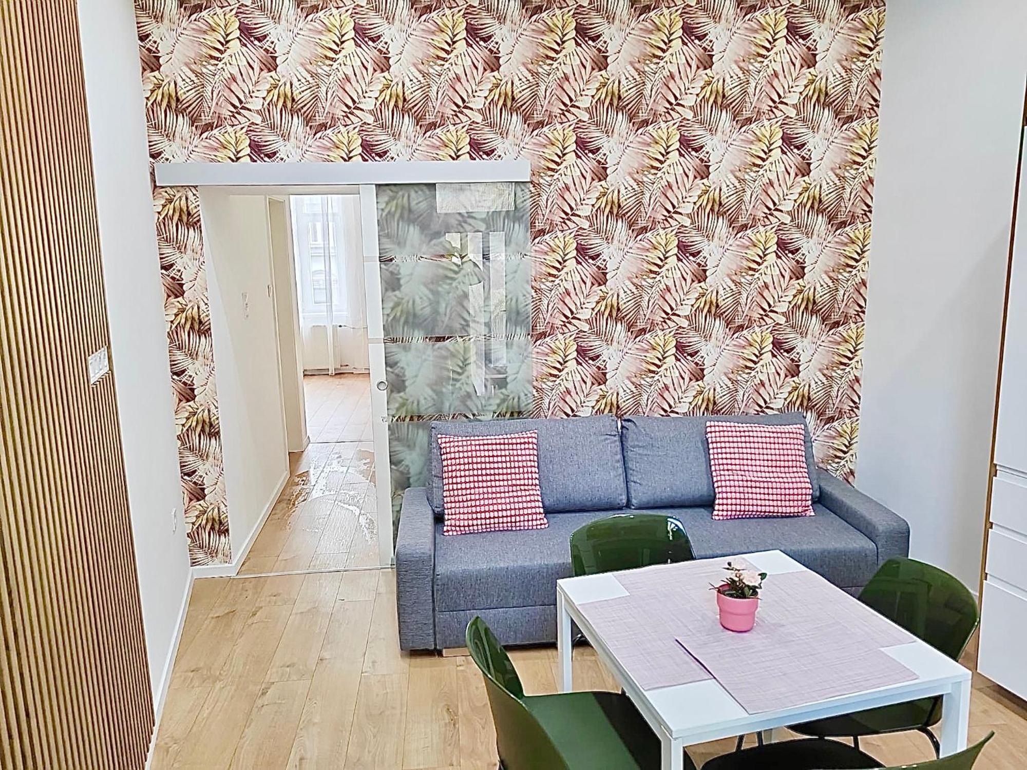 Home R374 #Freeparking بودابست المظهر الخارجي الصورة